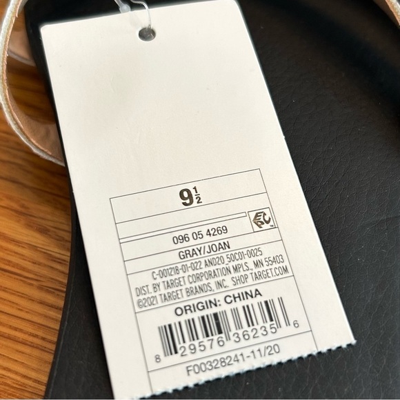 NEW Target a new day Joan Strappy Open Toe Sandal Women’s SZ 9.5 Gray Reptile - Picture 8 of 8